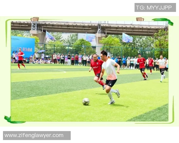 足球比赛的精彩瞬间与我的观赛体验分享